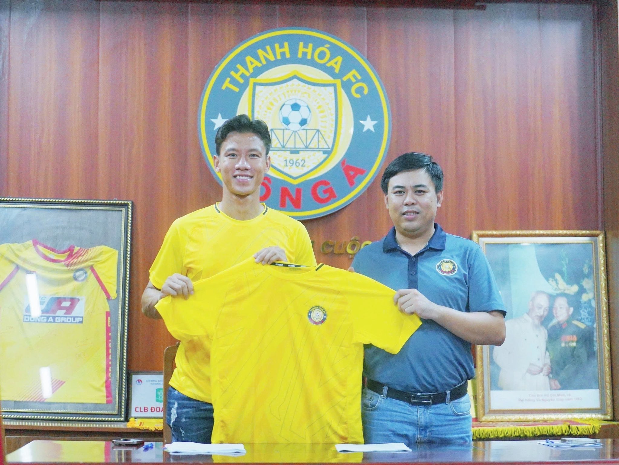 Quế Ngọc Hải bất ngờ chia tay Thanh Hóa chỉ sau nửa mùa giải - Ảnh 1. Quế Ngọc Hải bất ngờ chia tay Thanh Hóa chỉ sau nửa mùa giải - Ảnh 1.