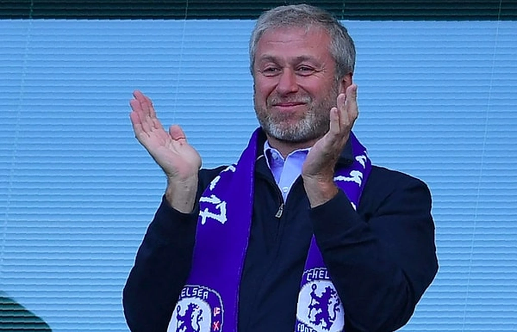 Joe Cole gặp gỡ Roman Abramovich căng thẳng Cuộc gặp căng thẳng giữa Joe Cole và Roman Abramovich