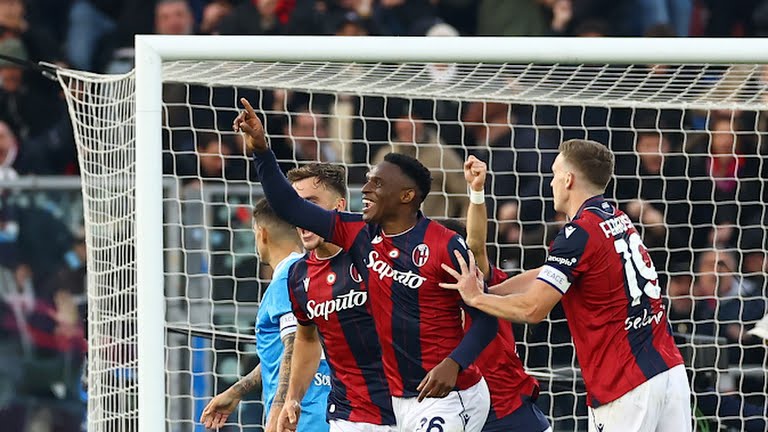 Bologna đã có một chiến thắng ấn tượng trước ứng viên vô địch.