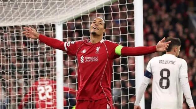 Van Dijk vui mừng trước nỗi thất vọng của Real Madrid. Van Dijk vui mừng trước nỗi thất vọng của Real Madrid.