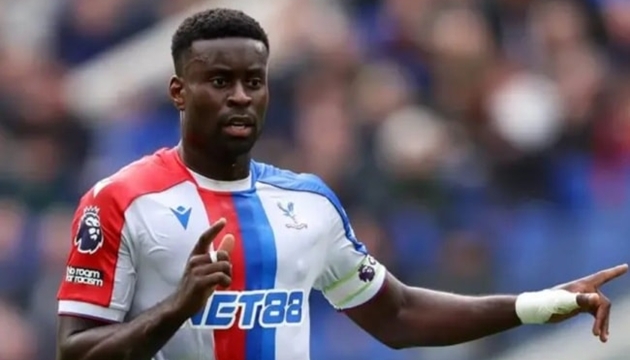 Marc Guehi được săn đón. Marc Guehi được săn đón.