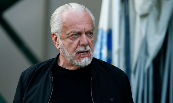 Chủ tịch Aurelio De Laurentiis của Napoli b4