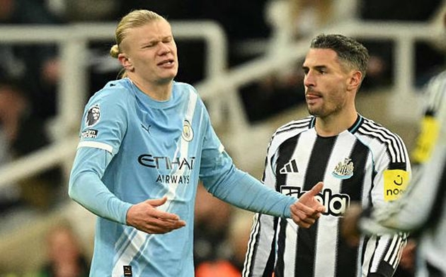 Erling Haaland không ghi bàn trận gặp Newcastle