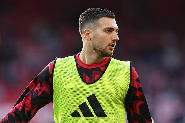 Dalot lẫn Dorgu đều không phải là những lựa chọn lý tưởng. Dalot lẫn Dorgu đều không phải là những lựa chọn lý tưởng.