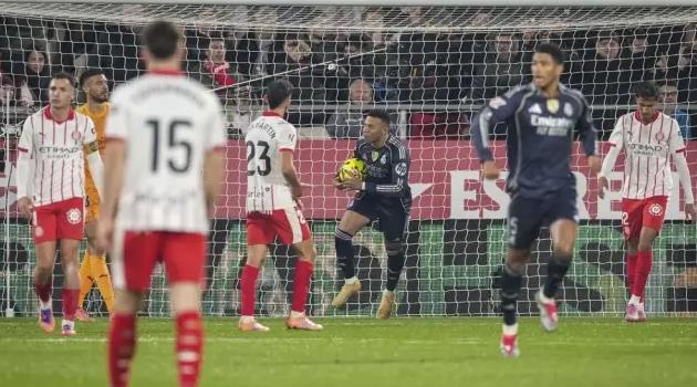 Mbappe ghi bàn trên chấm phạt đền giúp Real giành điểm