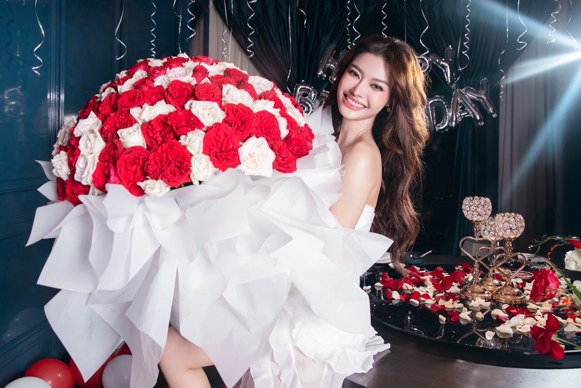 Kiều Loan có cuộc sống giàu có, xa hoa bất ngờ trong những năm gần đây