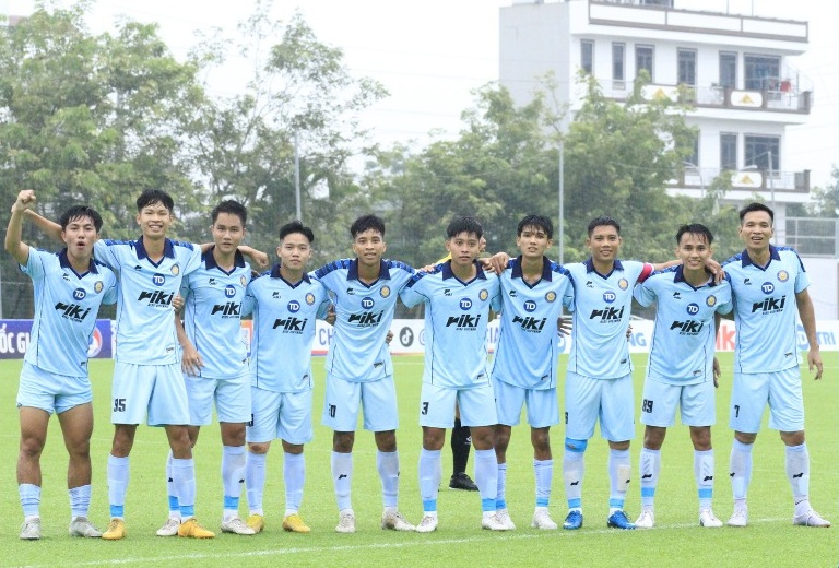 Tin nóng bóng đá Việt hôm nay 8/11: Đội tuyển Việt Nam được khích lệ trước SEA Games 33; Thủ môn Bùi Tiến Dũng phẫu thuật chấn thương - Ảnh 3. Tin nóng bóng đá Việt hôm nay 8/11: Đội tuyển Việt Nam được khích lệ trước SEA Games 33; Thủ môn Bùi Tiến Dũng phẫu thuật chấn thương - Ảnh 3.