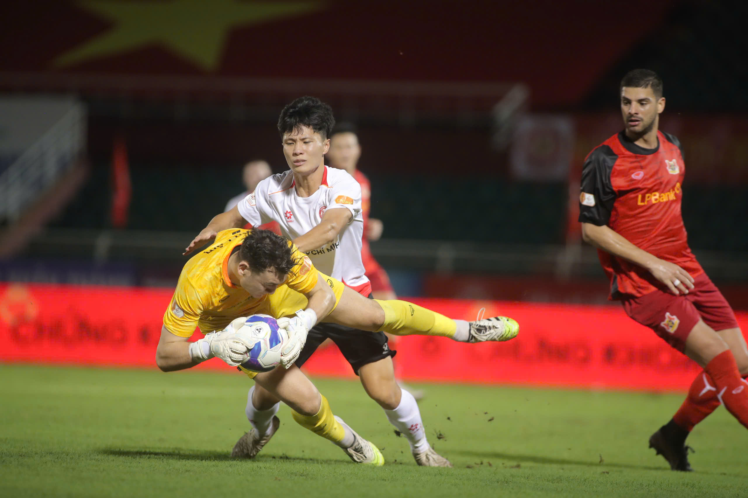 HLV Lê Huỳnh Đức (Công an TP.HCM) nói về việc đội thiếu bản lĩnh