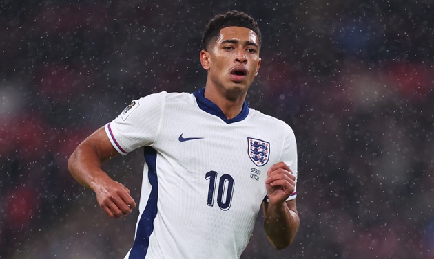 Bellingham không vấn đề khi ngồi dự bị trước Serbia Bellingham ngồi dự bị trận Anh vs Serbia