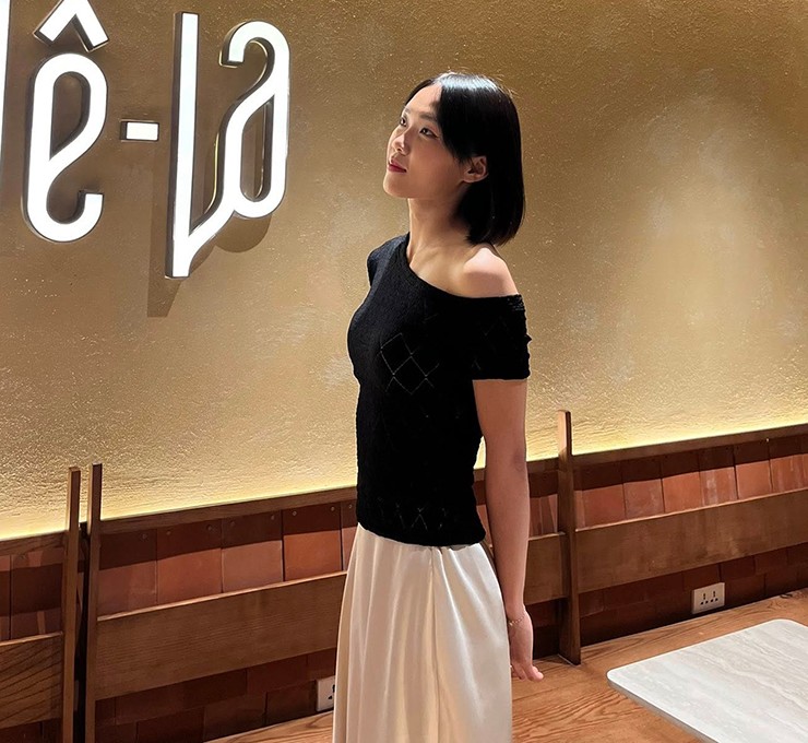 Chủ công Tú Linh khoe sắc