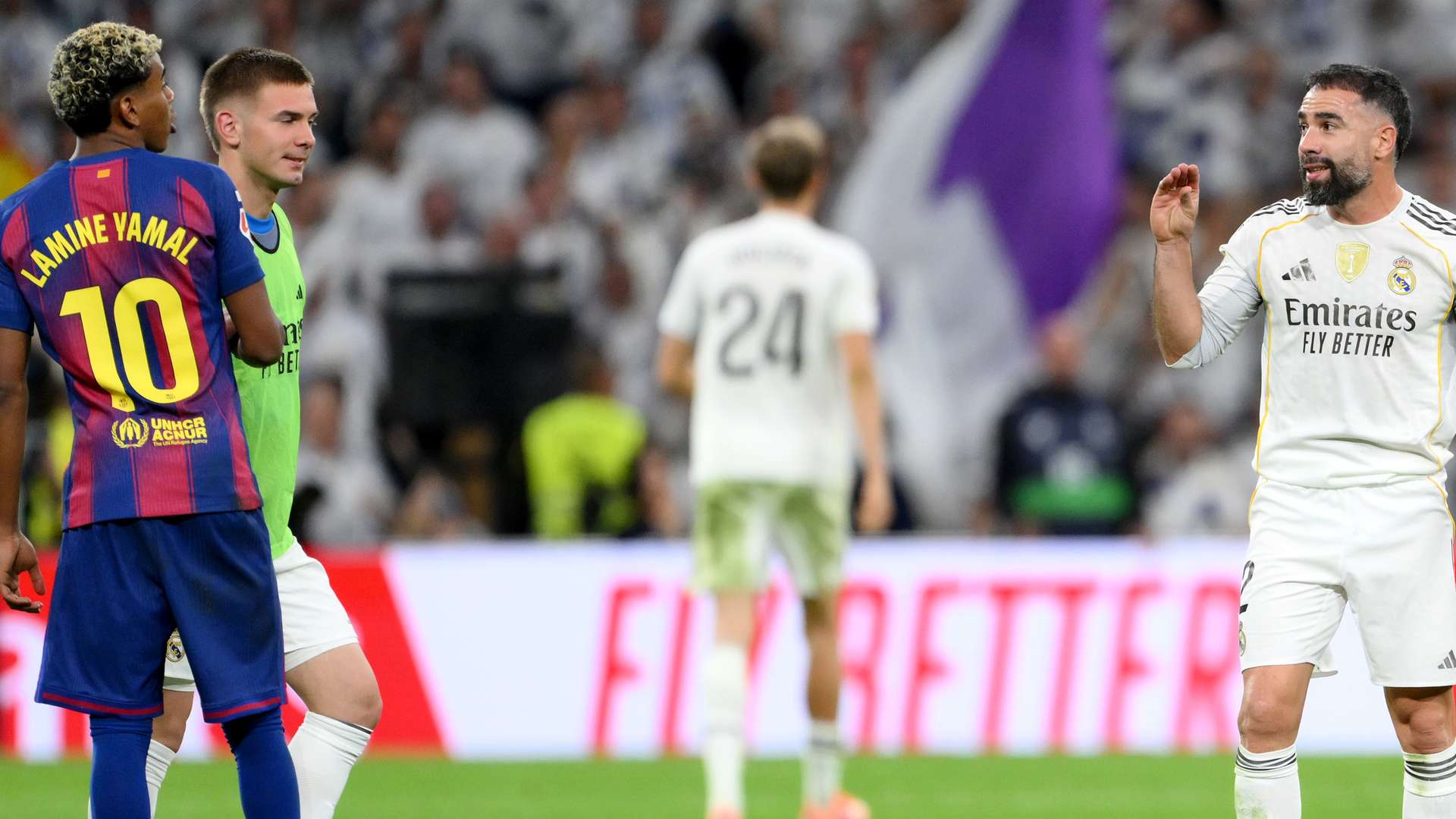 Cầu thủ Real bị chỉ trích vì hành động khiêu khích Yamal sau trận 'Kinh điển' - Ảnh 1.