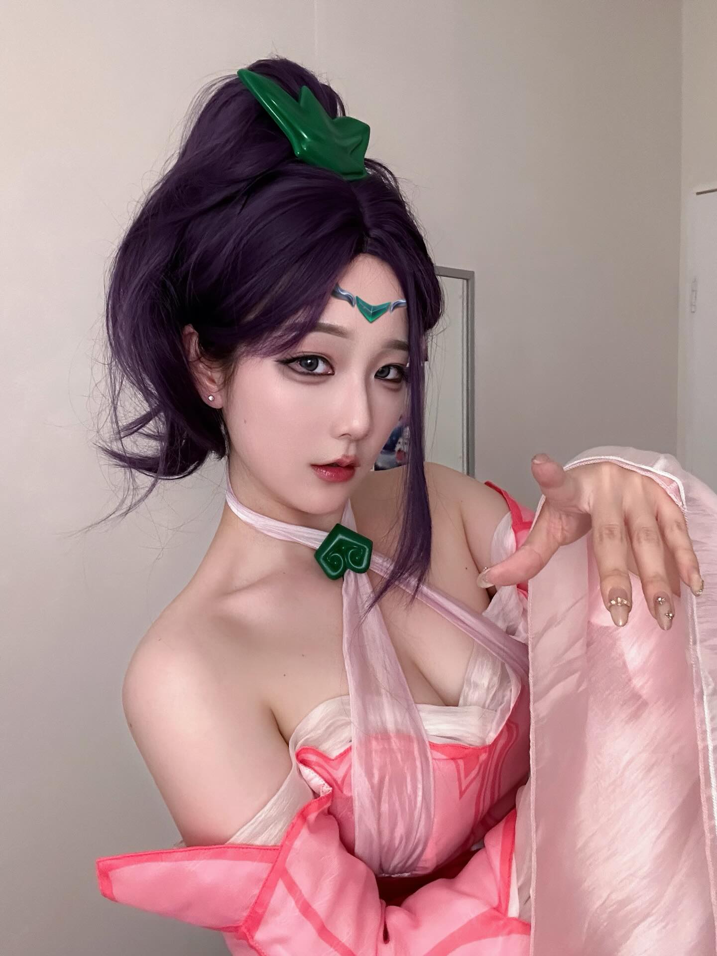 Cô nàng có màn hóa thân chuẩn chỉnh vào Janna Tiên Kiếm Cô nàng có màn hóa thân chuẩn chỉnh vào Janna Tiên Kiếm