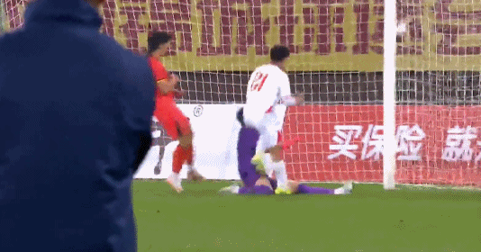 Pha ghi bàn vỡ òa cảm xúc của Phạm Minh Phúc.