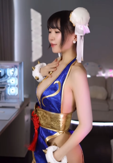 Cosplay Chun-li của Smolmerichan với thiết kế công phu Chi tiết trang phục Chun-li trong màn hóa thân của Smolmerichan