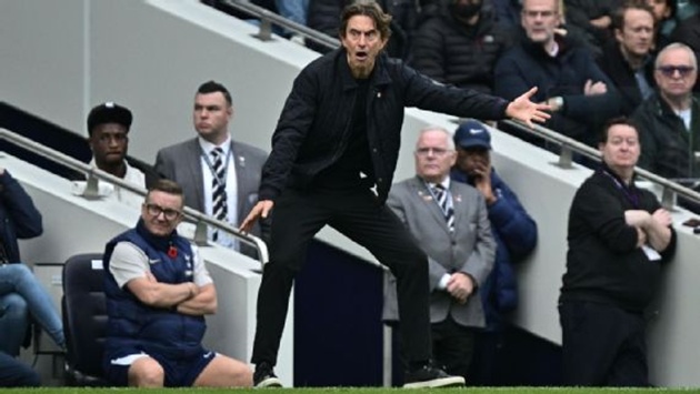 Hiệu suất thi đấu sân nhà của Tottenham chưa đáp ứng kỳ vọng.