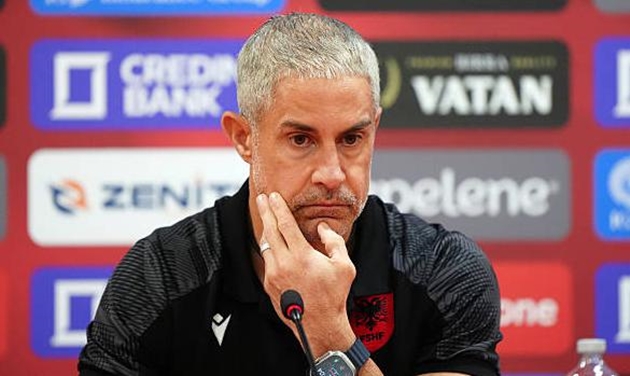 Sylvinho ấn tượng với phong độ của tuyển Anh. Sylvinho ấn tượng với phong độ của tuyển Anh.