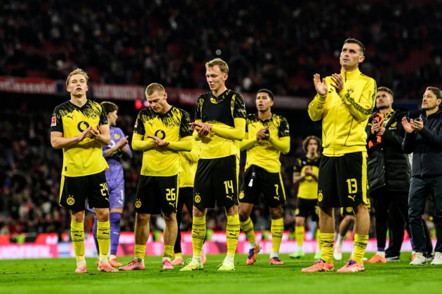 Dortmund rõ ràng được đánh giá cao hơn đội khách. Dortmund rõ ràng được đánh giá cao hơn đội khách.