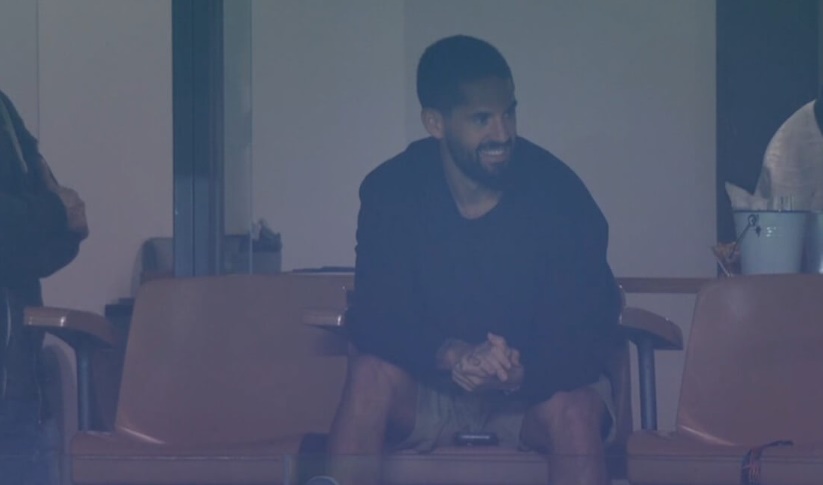 Phản ứng của Isco khi chứng kiến Antony ghi bàn.