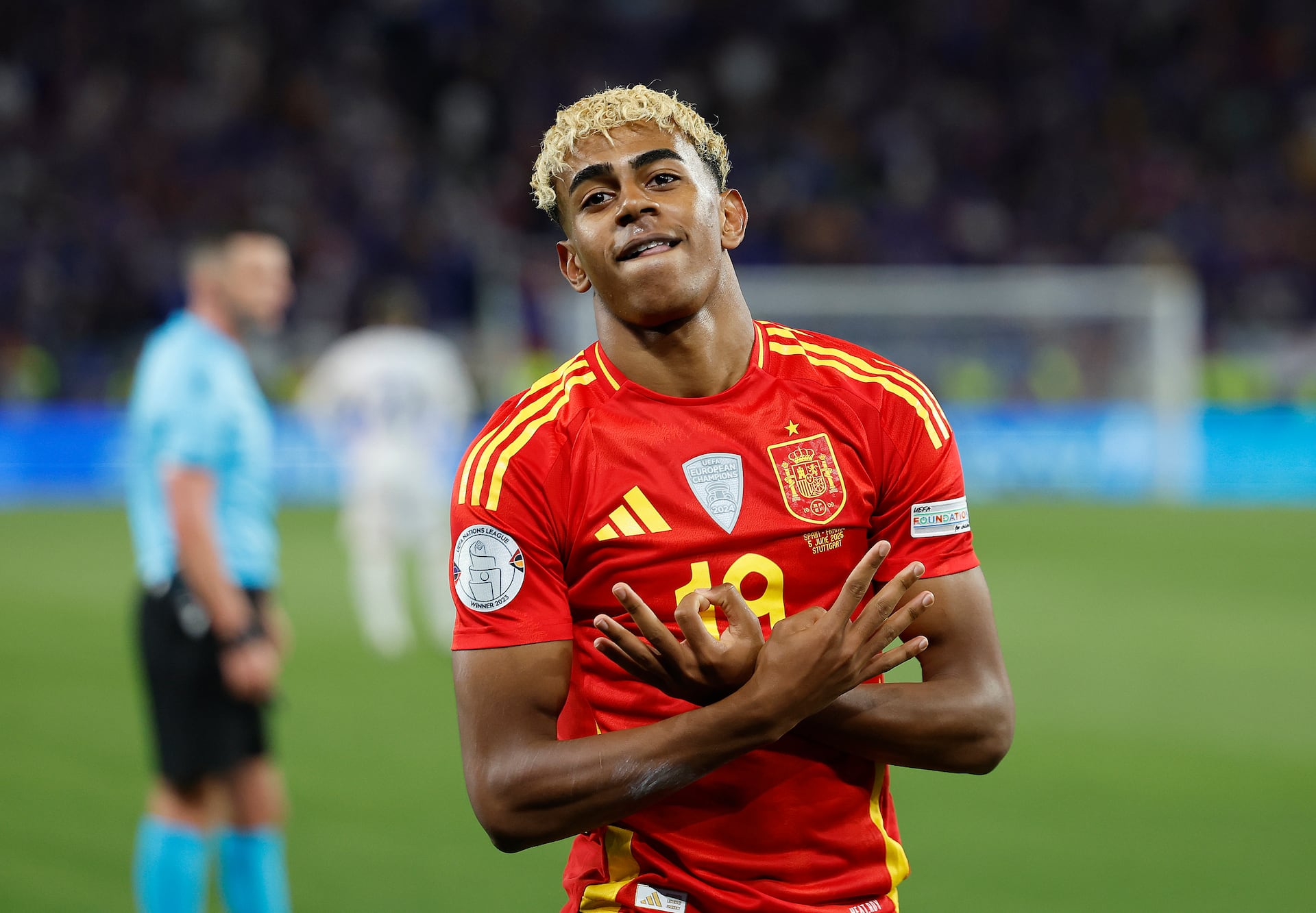 Đội tuyển Tây Ban Nha xung đột với Barcelona: Nạn nhân bất đắc dĩ Lamine Yamal - Ảnh 1. Cảm xúc của Lamine Yamal bị tổn thương