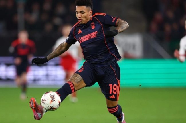 Igor Jesus ghi bàn cho Nottingham. Igor Jesus ghi bàn cho Nottingham.