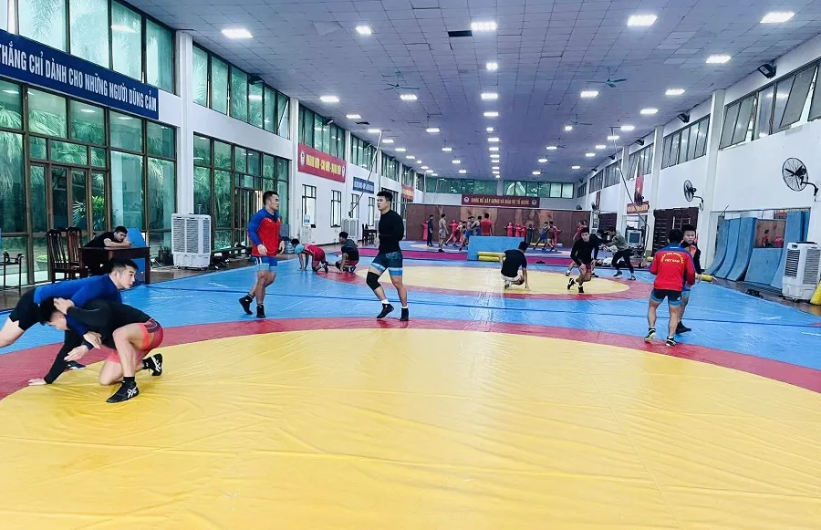 Đội tuyển vật Việt Nam tập luyện tại Trung tâm đào tạo vận động viên cấp cao Hà Nội