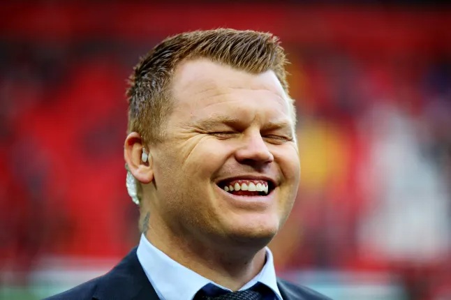 Riise tin Liverpool có thể vượt Manchester United