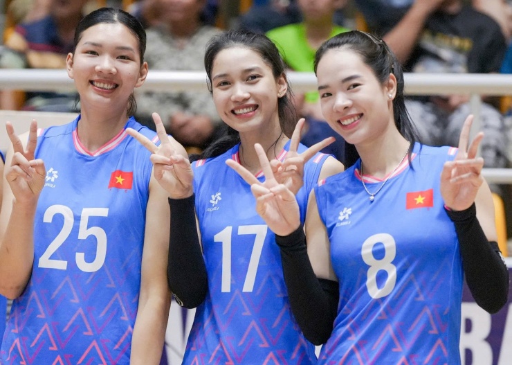 Tuyển bóng chuyền nữ Việt Nam nhận thưởng lớn