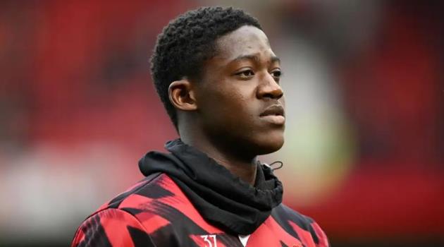 Mainoo muốn rời Man United.