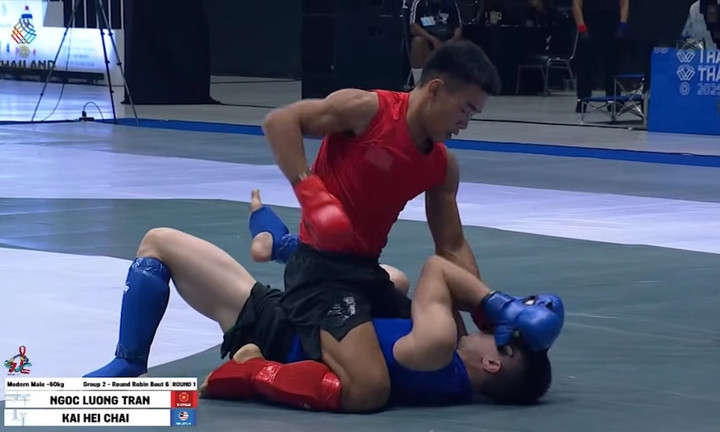 Trần Ngọc Lượng giải quyết trận đấu nhanh Võ sĩ MMA Việt Nam tung đòn liên tiếp