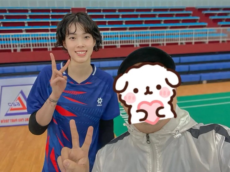 Thanh Thúy với kiểu tóc xoăn mới