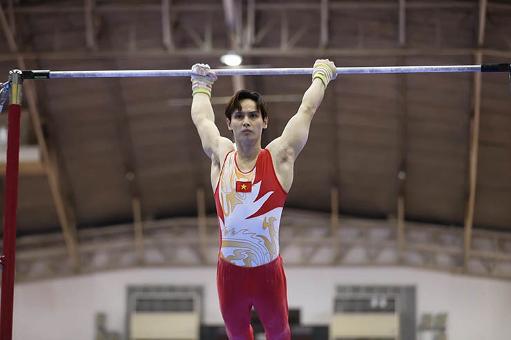 Đinh Phương Thành đoạt HCV Đinh Phương Thành đoạt HCV