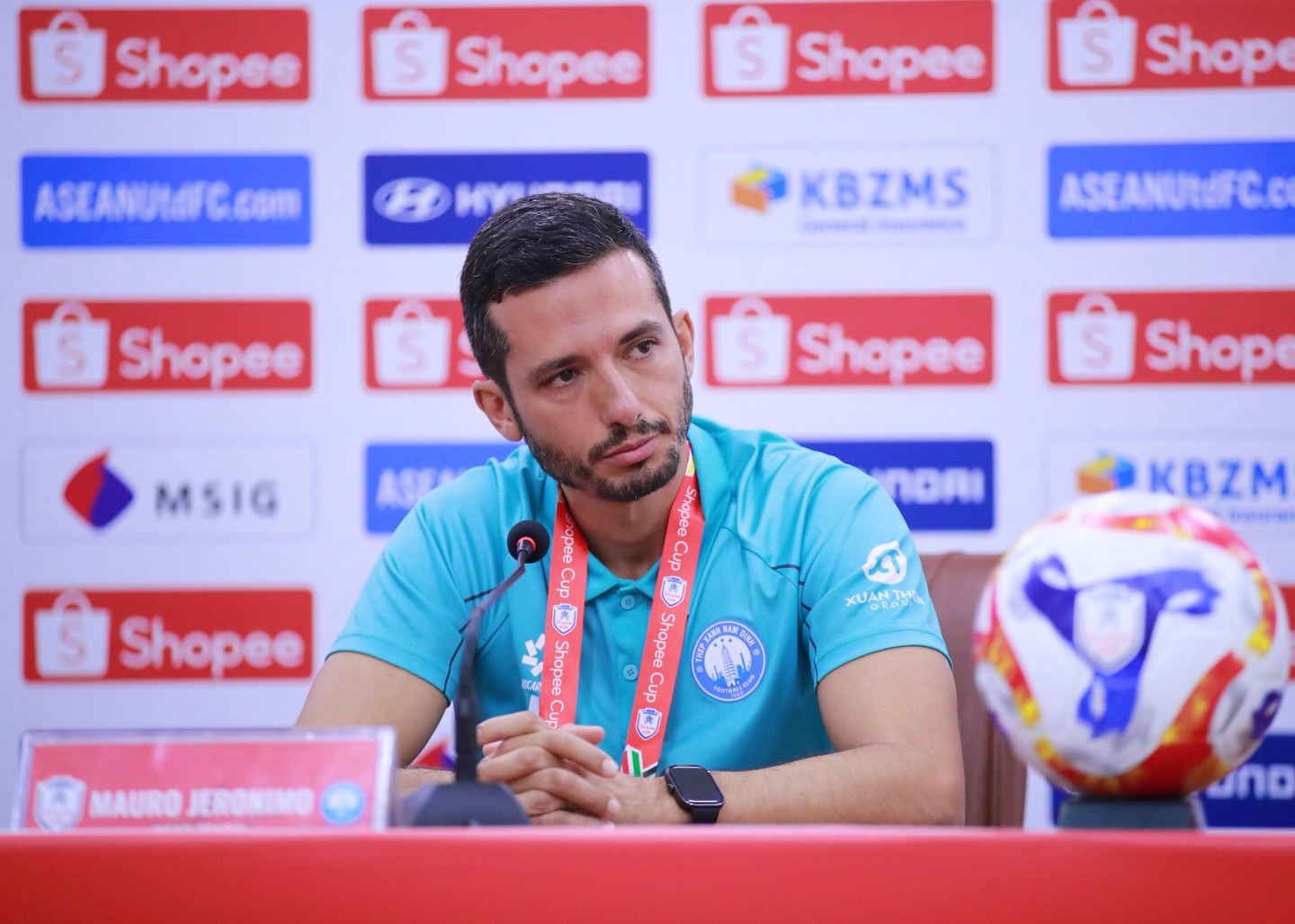 Tin nóng bóng đá Việt hôm nay 4/12: Đình Bắc không ngại đối thủ nào tại SEA Games 33; Văn Hậu tái xuất trong đội hình CLB CAHN - Ảnh 3.