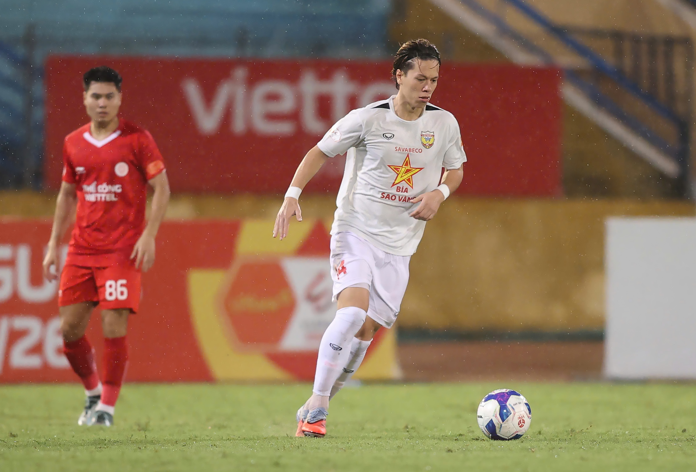 Bộ khung U22 Việt Nam làm mưa làm gió ở V-League, nền tảng cho giấc mơ vàng SEA Games 33 - Ảnh 4. Viktor Lê có phong độ nổi bật mùa giải năm nay