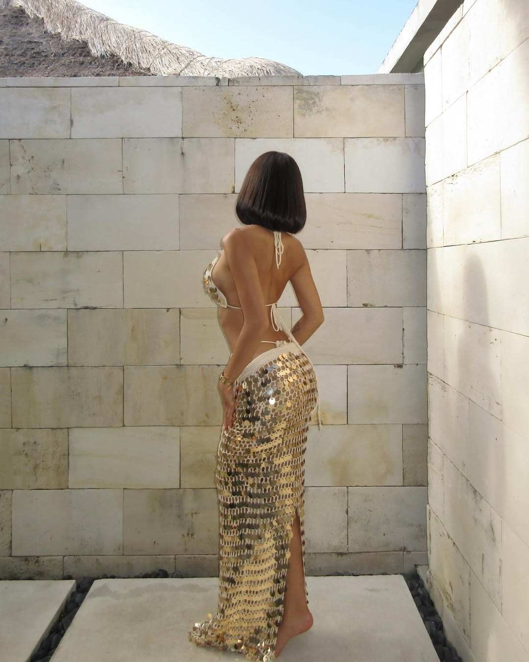 Hot girl lấy chồng năm 18 tuổi khoe bóng lưng uốn lượn như cầu trượt khi diện nội y, ai ngắm cũng phải trầm trồ - 5 Hot girl lấy chồng năm 18 tuổi khoe bóng lưng uốn lượn như cầu trượt khi diện nội y, ai ngắm cũng phải trầm trồ - 5