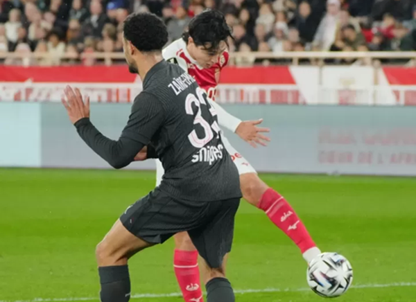 Monaco tấn công mạnh mẽ trước PSG