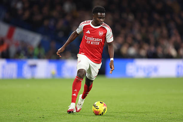 Rio Ferdinand khen ngợi Bukayo Saka