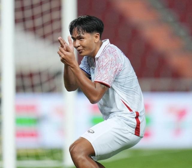 Yotsakorn giúp U22 Thái Lan khai thông bế tắc.