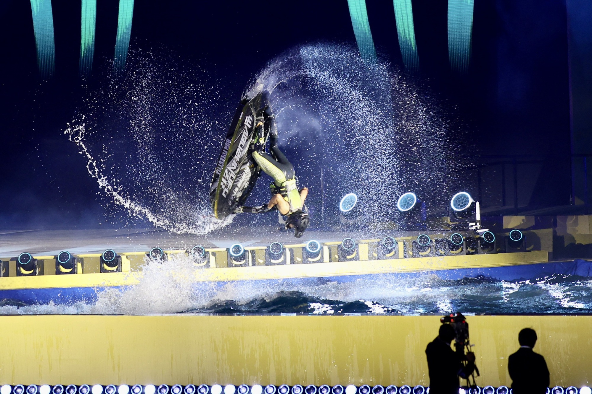 Tiết mục mô tô nước tại SEA Games 33