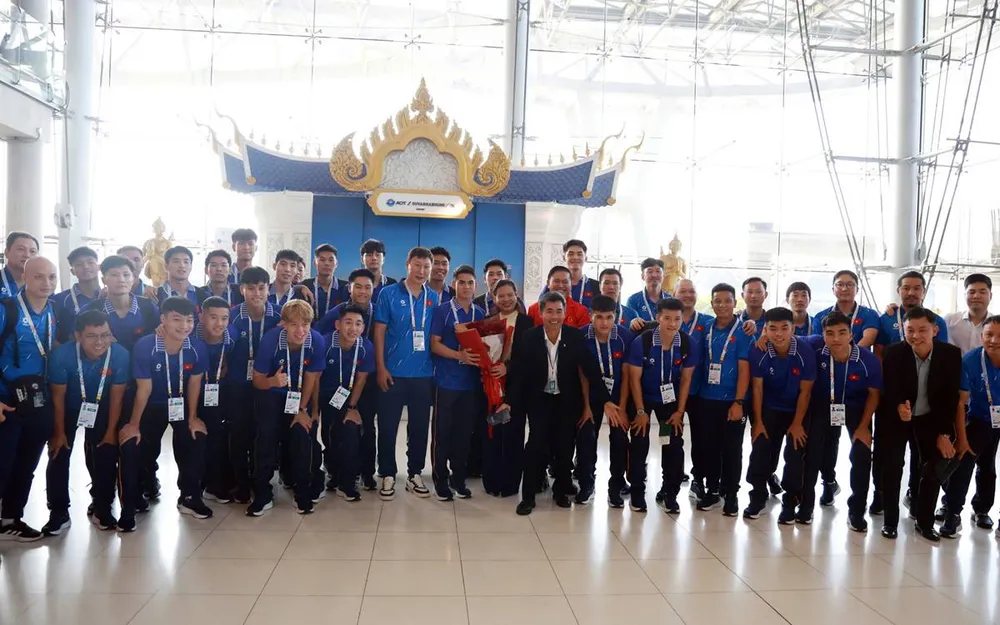 U22 Việt Nam chuẩn bị tại khách sạn Bangkok