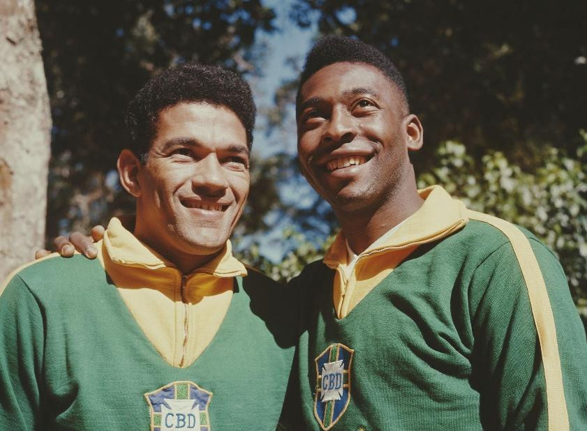 Garrincha gánh vác trọng trách dẫn dắt Brazil