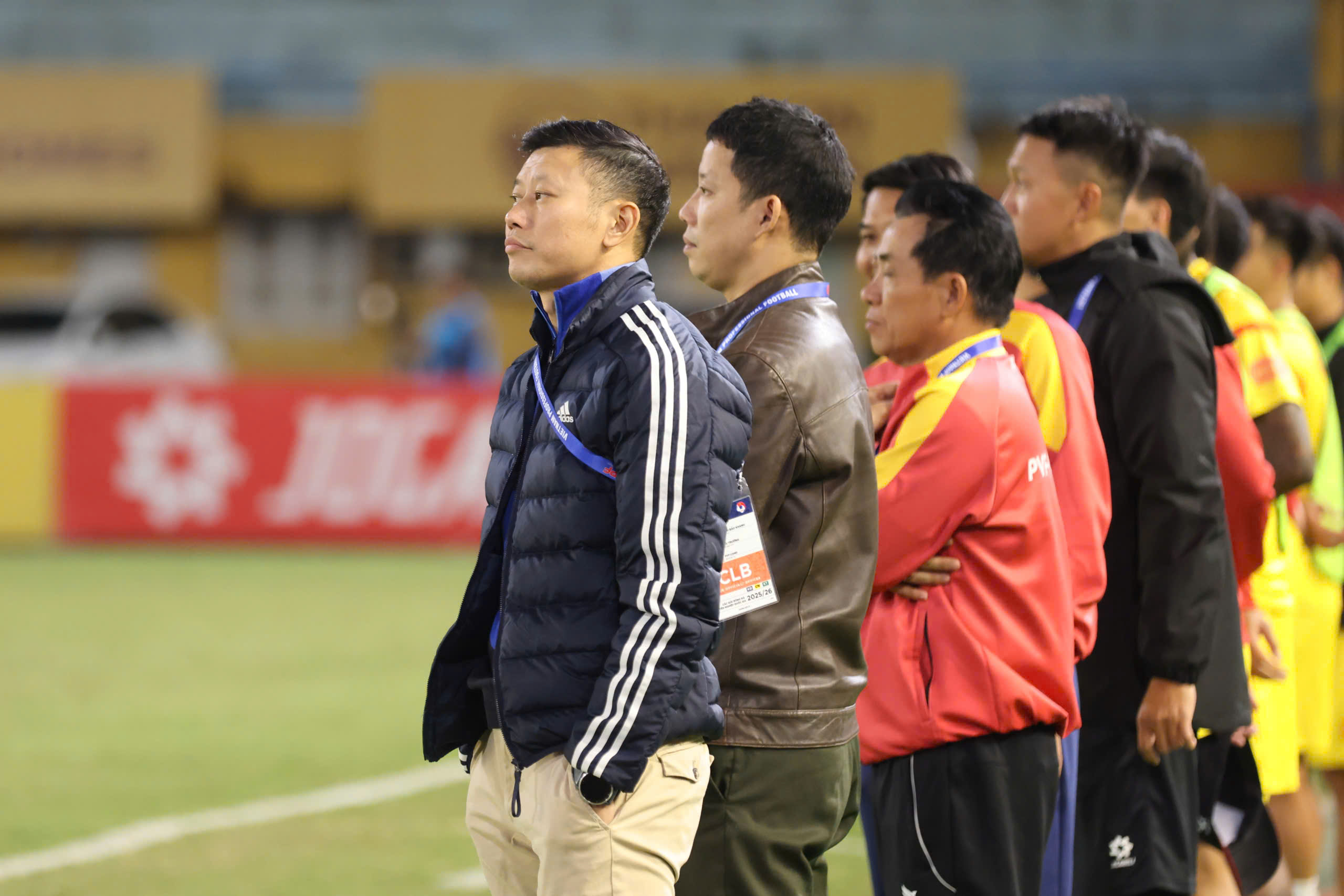 HLV Thạch Bảo Khanh nêu khó khăn của PVF-CAND tại V-League. HLV Thạch Bảo Khanh phát biểu sau trận thua CLB Hà Nội