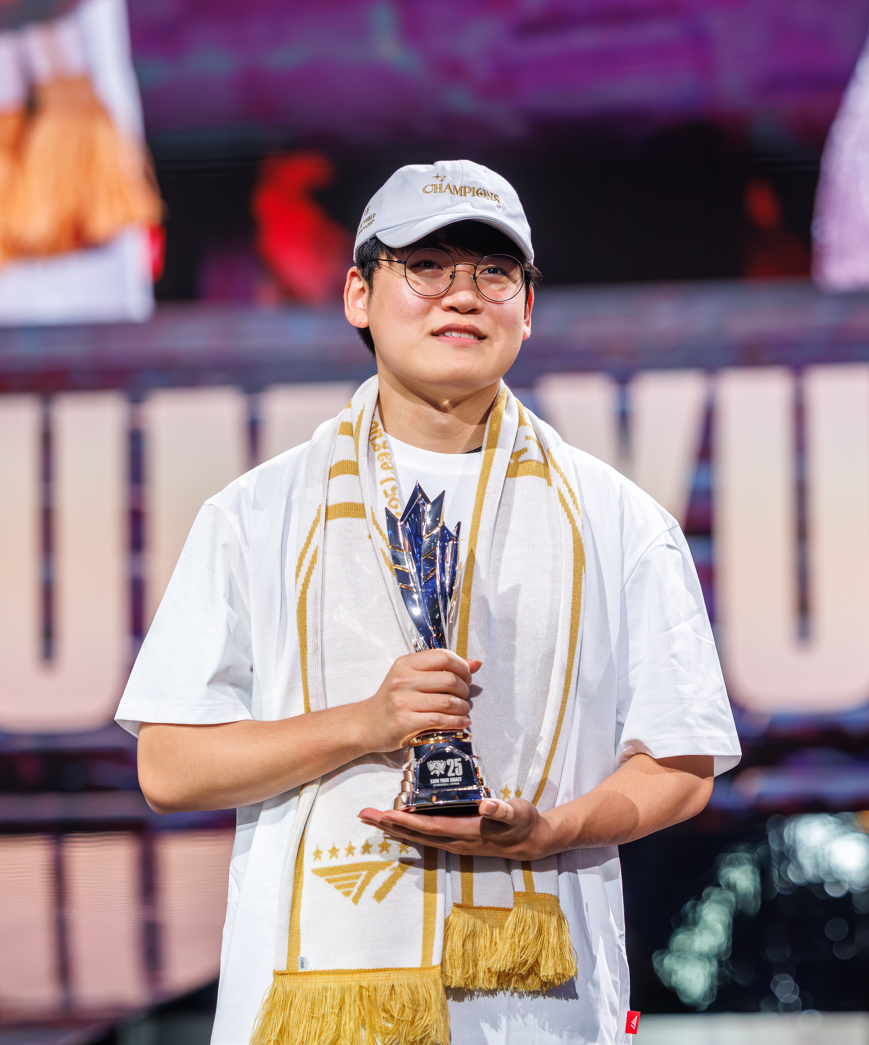 Gumayusi chia sẻ về lựa chọn tương lai nhưng khán giả nghi ngờ Gumayusi chia sẻ về lựa chọn tương lai nhưng khán giả nghi ngờ