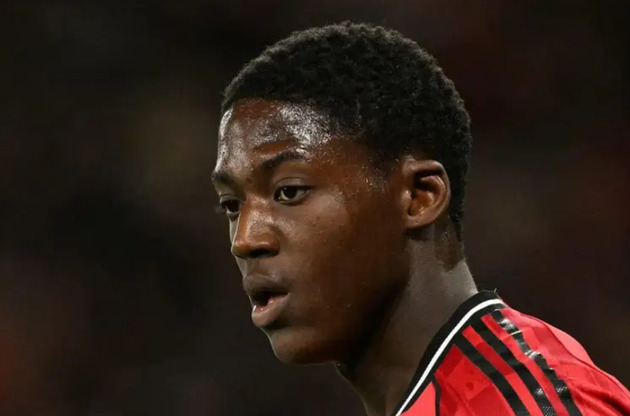 Mainoo lọt vào tầm ngắm của Bayern. Mainoo lọt vào tầm ngắm của Bayern.