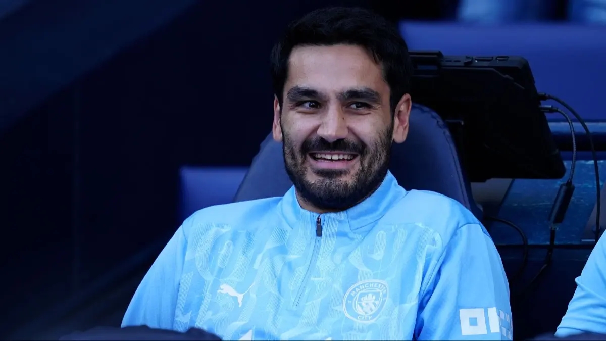 Ilkay Gundogan 03 Ilkay Gundogan thi đấu cho Man City