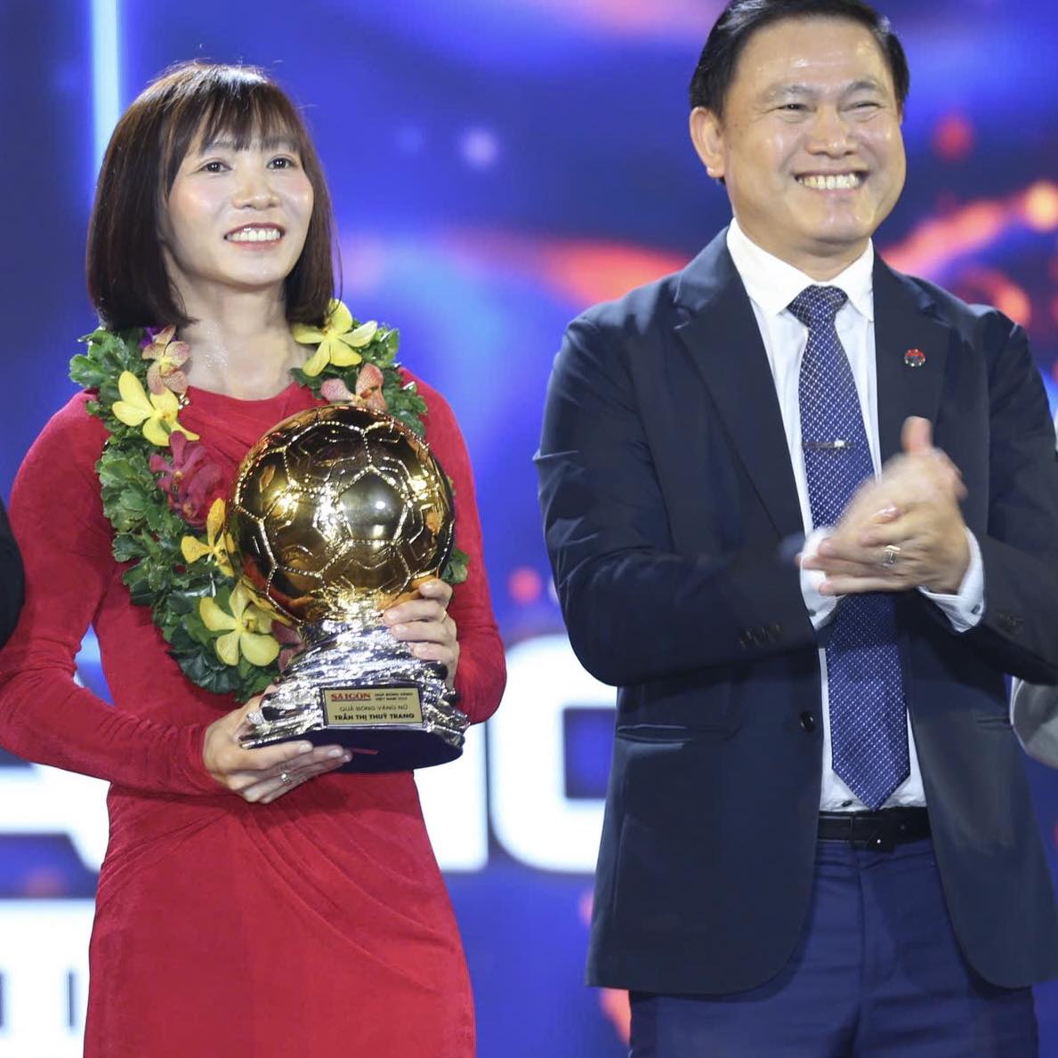 Tiến Linh, Hoàng Đức đua Quả bóng vàng Việt Nam 2025 cùng dàn sao U22 Việt Nam - Ảnh 3. Thùy Trang được tôn vinh Quả bóng vàng nữ Việt Nam 2024.