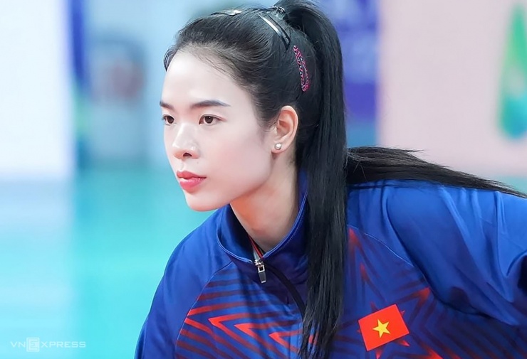 Lê Thanh Thúy tự tin trên sân đấu