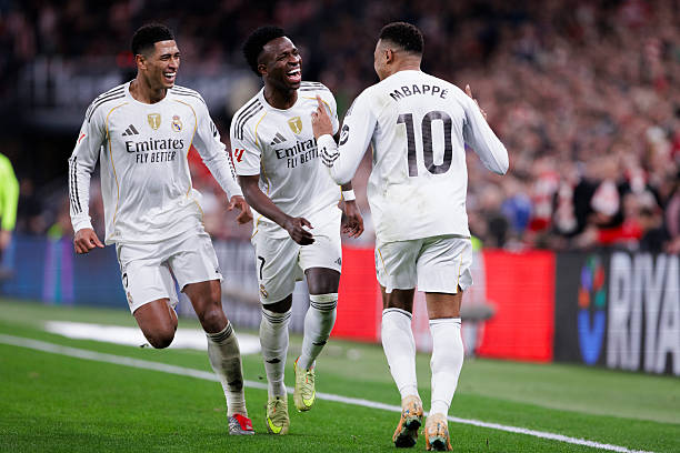 Real Madrid đánh bại chủ nhà Bilbao 3-0 ở vòng 15 La Liga