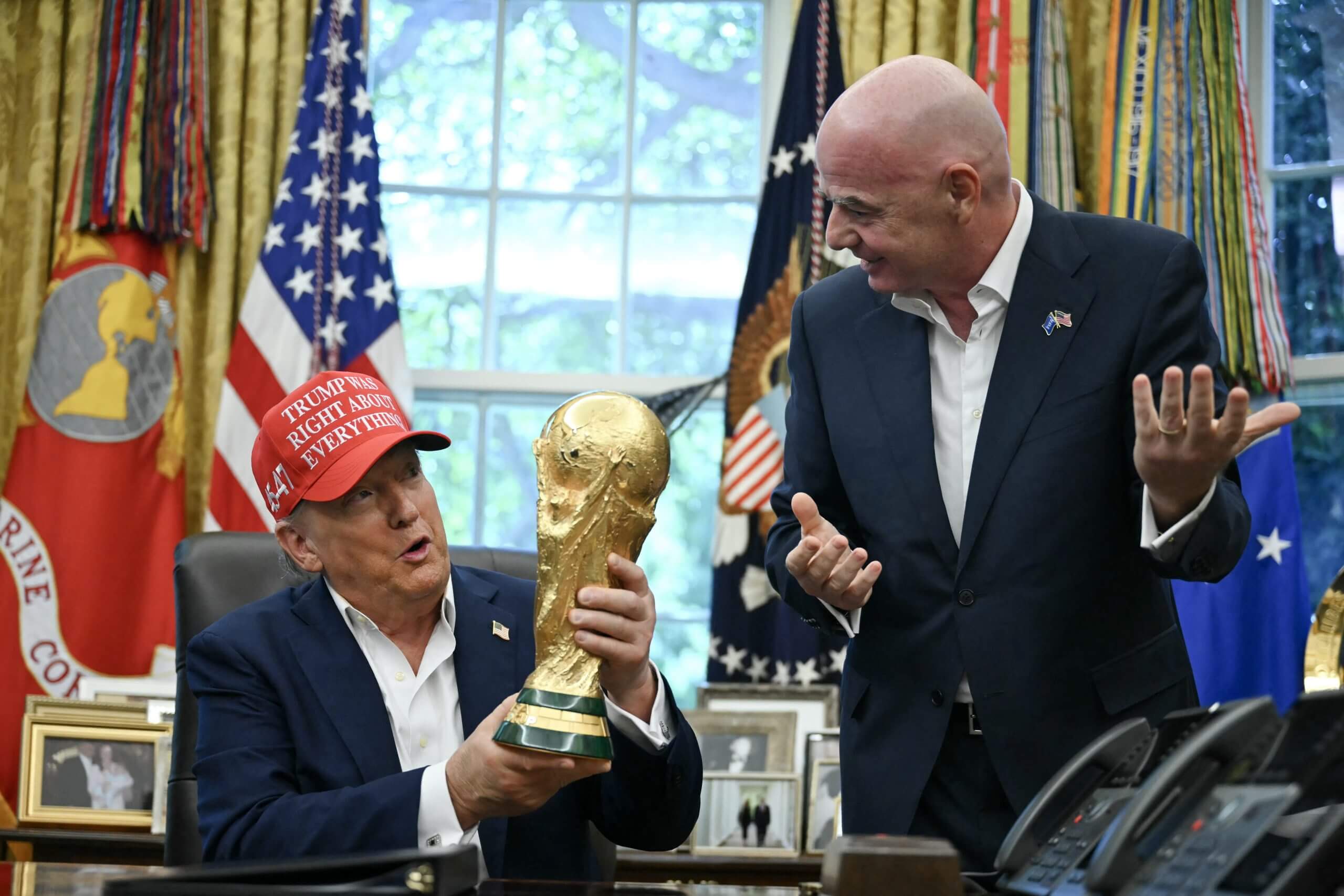 Tổng thống Trump gặp chủ tịch FIFA Infantino ở Washington