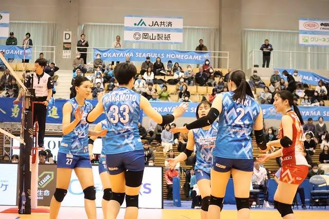 Bích Thủy hóa 'siêu chắn', CLB Nhật Bản dứt chuỗi 7 trận thua liên tiếp