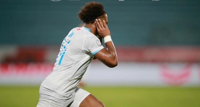 Xuân Son là mũi nhọn đáng tin cậy của Nam Định.